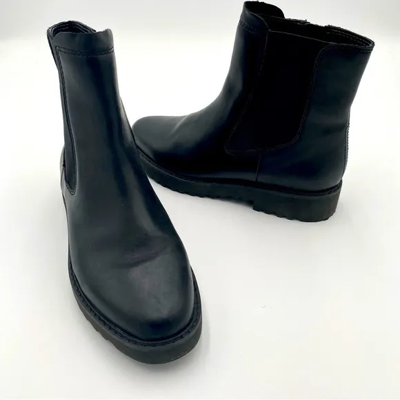 Franco Sarto Carian Leather Essential Chelsea Boots Ankle Booties Black Size 6
