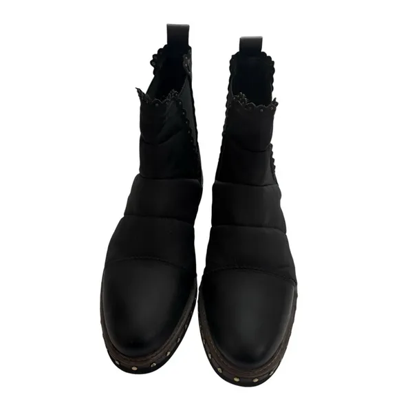 Free People Atlas Puffer Chelsea Boot Black Size 9/ 9.5