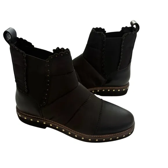Free People Atlas Puffer Chelsea Boot Black Size 9/ 9.5