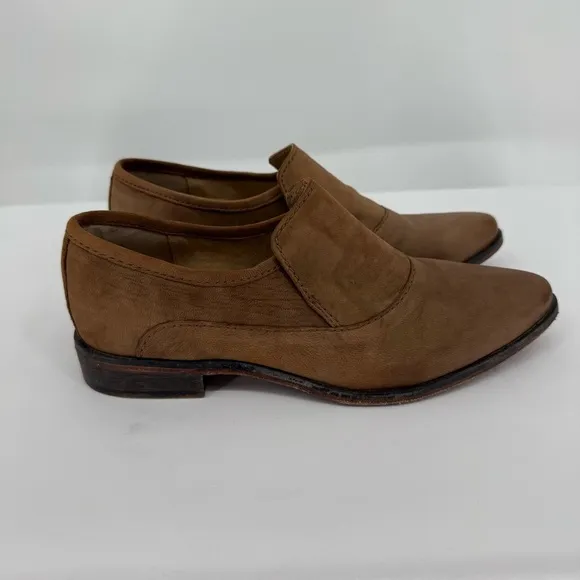 Free People Brady Brown Suede Loafer in a size 7.5 or 38 Slip-ons Casual Flats