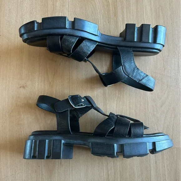 Free People Brooks Chunky Ankle Buckle Fisherman Sandal