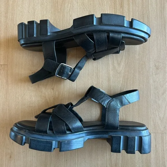Free People Brooks Chunky Ankle Buckle Fisherman Sandal
