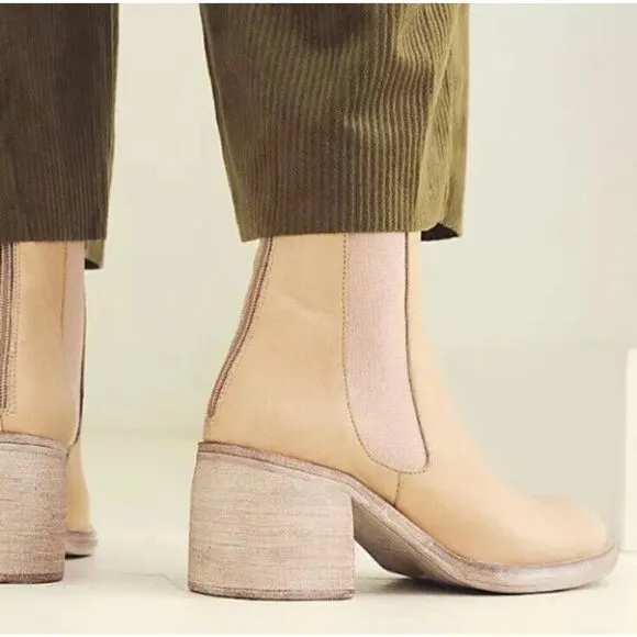Free People Essential Dusty Pink Chelsea Leather Boots Mildly Distressed sz 38
