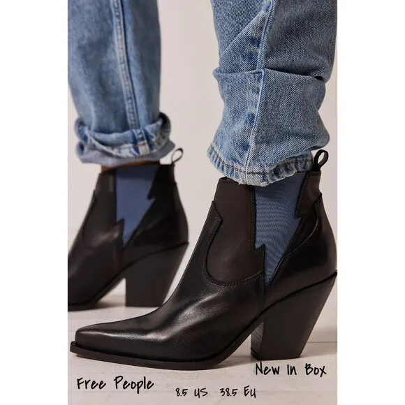 Free People Flash Chelsea Western Boots Black Size 8 US | New in Box