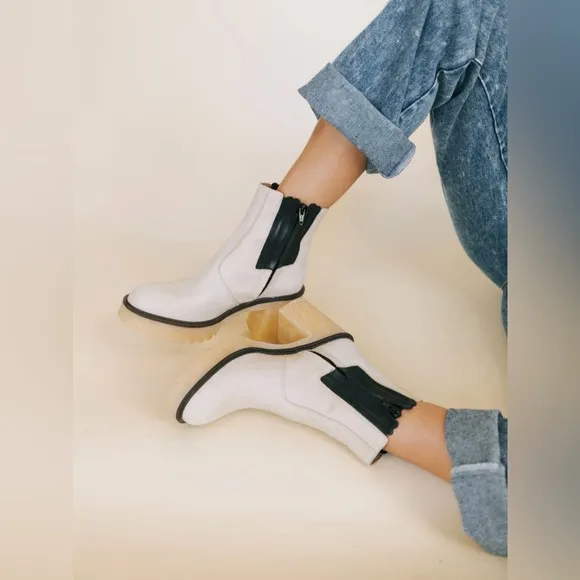 FREE PEOPLE - JAMES CHELSEABOOTS size 6