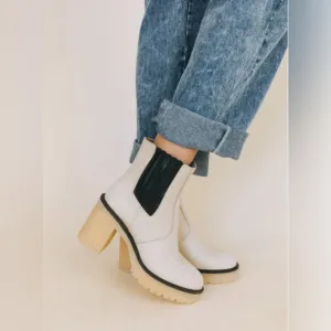 FREE PEOPLE - JAMES CHELSEABOOTS size 6