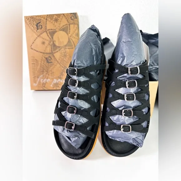 Free People Las Palmas Buckle Sandals in Black size 8 New in Box