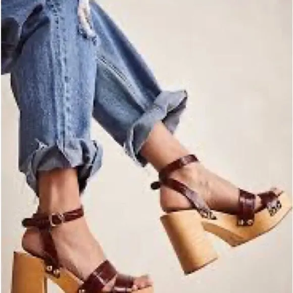 Free People Mallory Clog Sandals Women’s Size 10 - New in Box