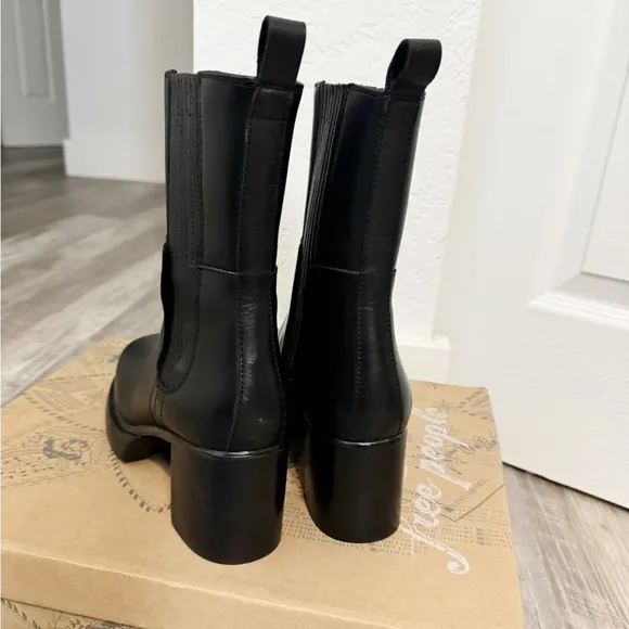 Free People Onyx Chelsea Boots