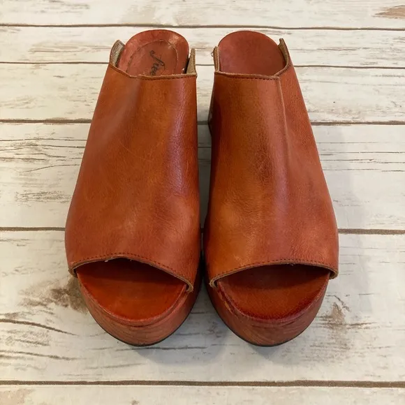 Free People Orange Moon Clog Chunky Heel Mule Slide Sandals Size 7