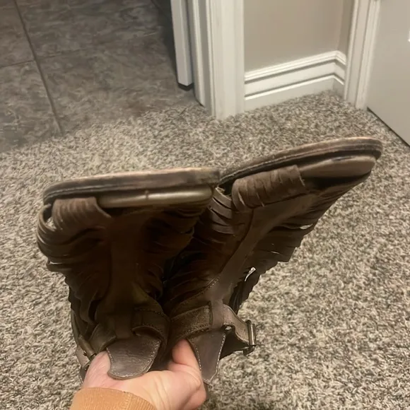 Freebird by Steven Leather Arrow Sandals 9