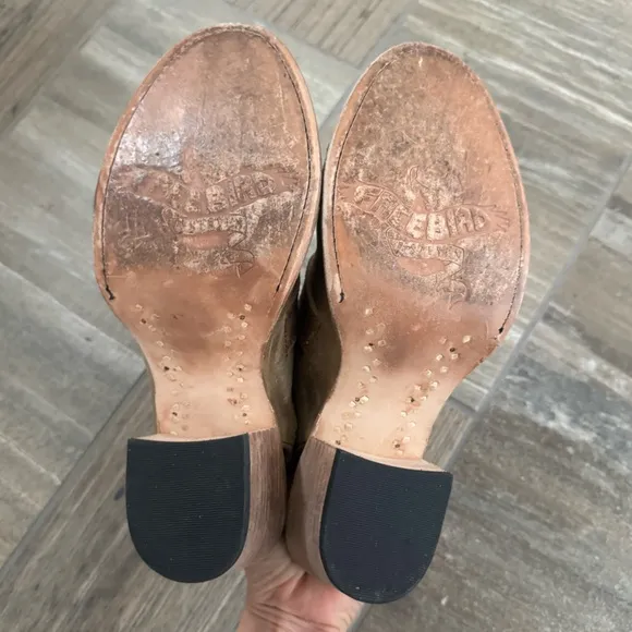 Freebird Quail sandals size 6