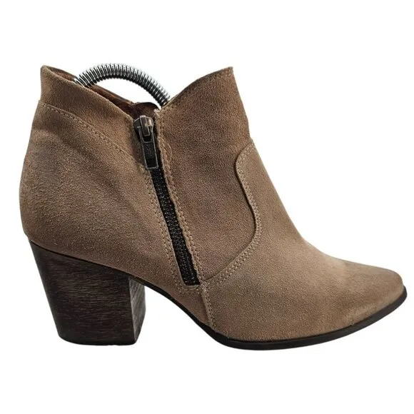 Freebird Womens 8 Rock Suede Ankle Boots Tan Side Zip Heeled Pointed Toe