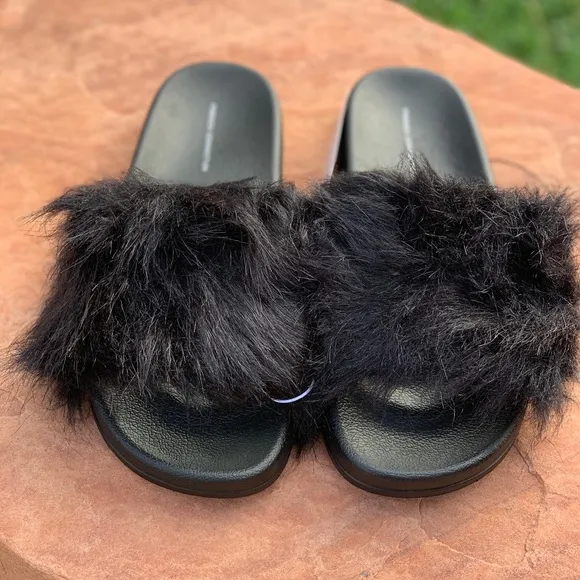 French Connection Faux Fur Slides size 8/9