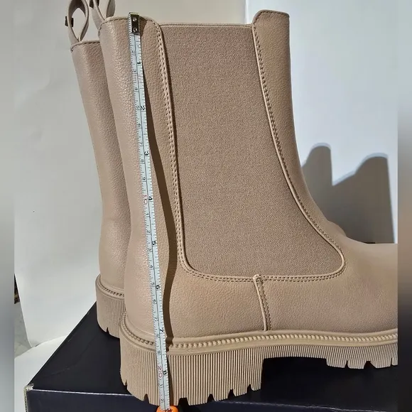 French Connection Women's Reyah Chelsea Lug Sole Boots, Size 7 Taupe color.