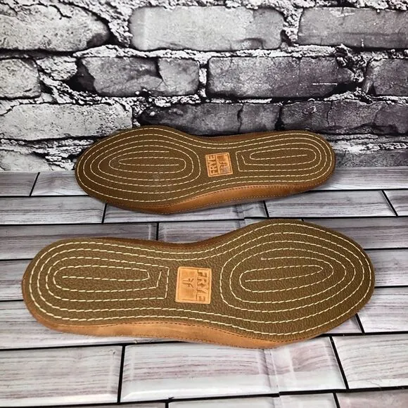 Frye Company Taupe Suede Leather Slip On Flats Shoes Women’s Sz 9.5M US/40EU.
