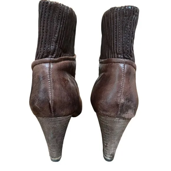 Frye Corby Side Zip Ruched Moto Brown Leather Wedge Ankle Booties Boots Size 7