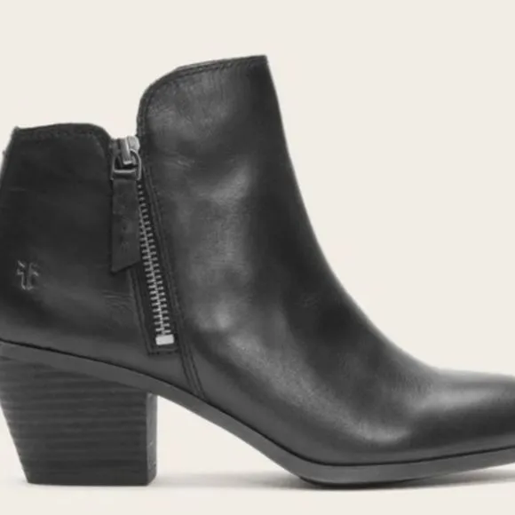 Frye Judith Zip Bootie- Black