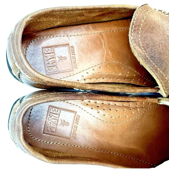 Frye Lewis Venetian Driving Shoes Men 9.5 Brown Leather Loafer 3480259-COG Mocs
