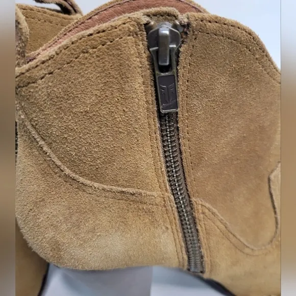 Frye Madeline Ankle Heeled Boots Suede in Cashew 9M