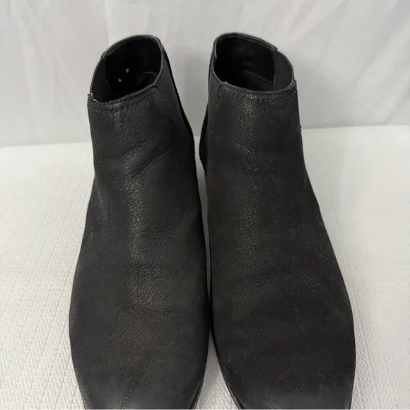 Frye Mallory Chelsea Leather Black Boots