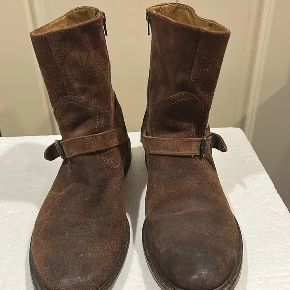 Frye men’s brown suede leather buckle side zipper calf length boots size 10.5