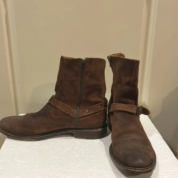 Frye men’s brown suede leather buckle side zipper calf length boots size 10.5