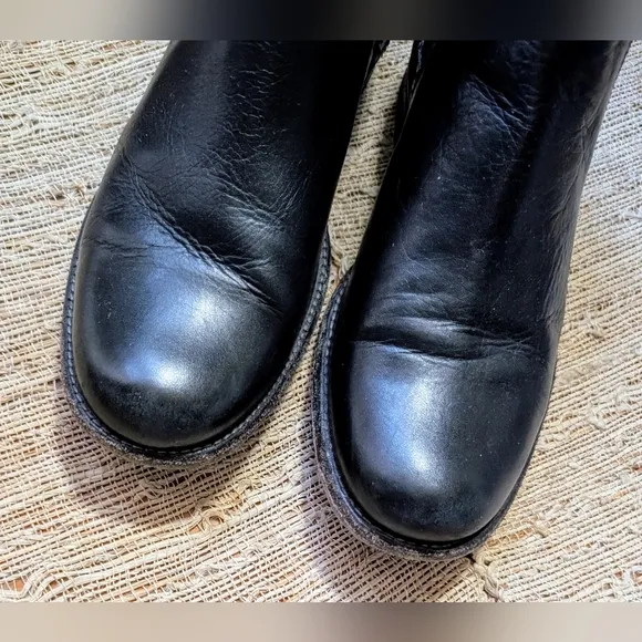 Frye Phillip Chelsea Black Leather Boots EUC