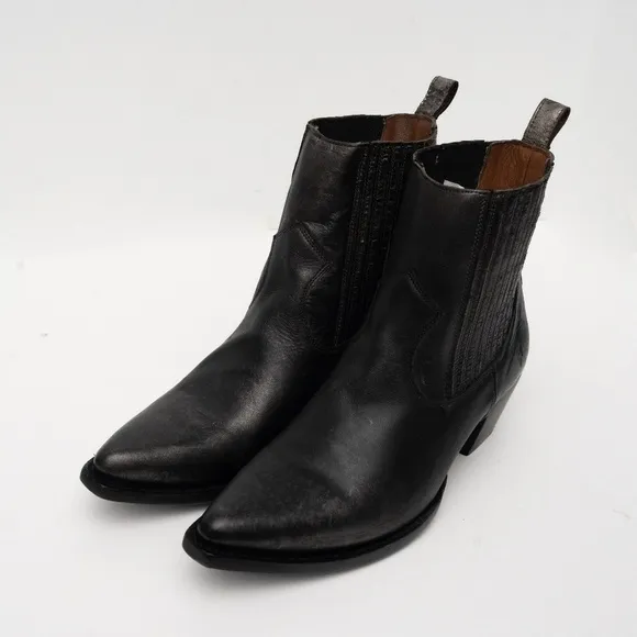 Frye. Sacha Chelsea Boot.