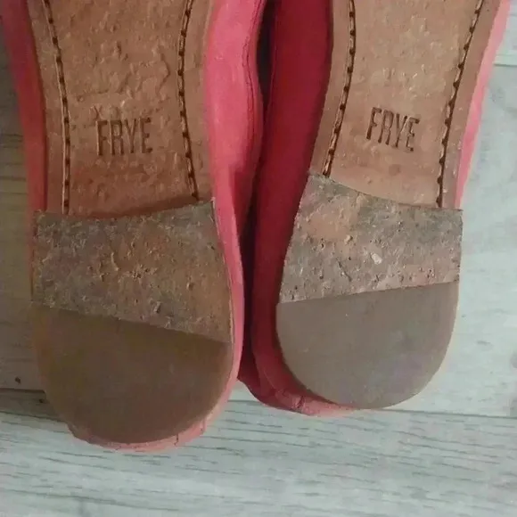 Frye Suede Coral Carson Ballet Flats Size 7