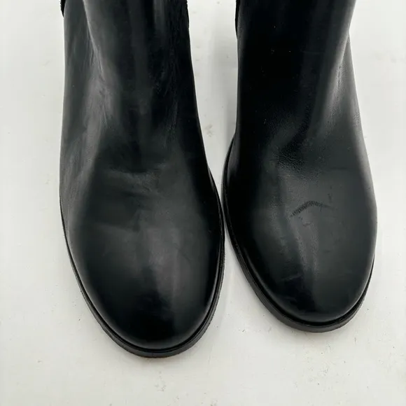 Frye Women’s 8.5 Smooth Black Leather Side Zip Ankle Boots
