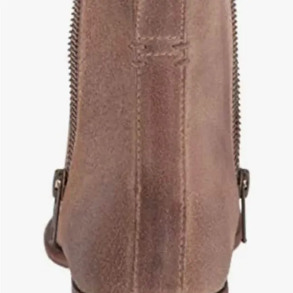FRYE Women's Carly Zip Chelsea Boot size 8.5  NEW