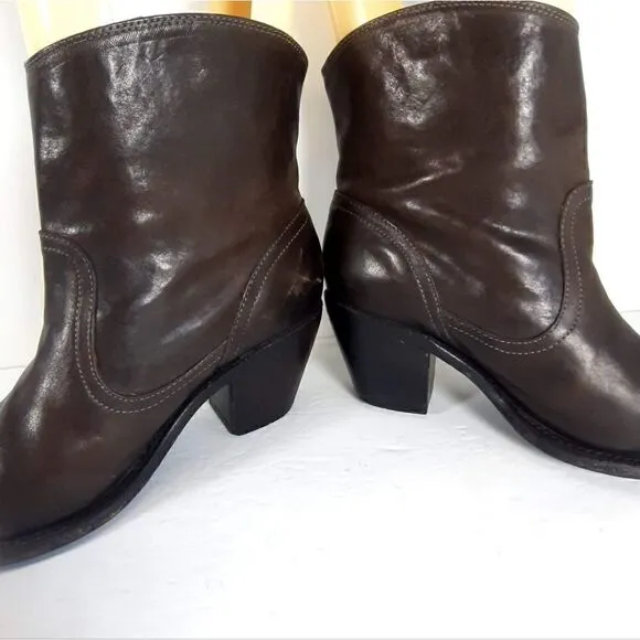 Frye Women's Leslie size 7,5 B Brown Leather Ankle Side Zip Booties Boots