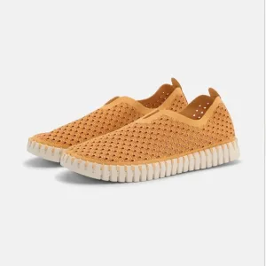 Fun! Ilse Jacobsen Denmark Tulip Perforated Flats in Golden Nugget Suede 38 7.5