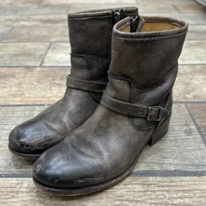 Fyre‎ Women’s Dark Brown Leather Lynn Moto Chelsea Boots