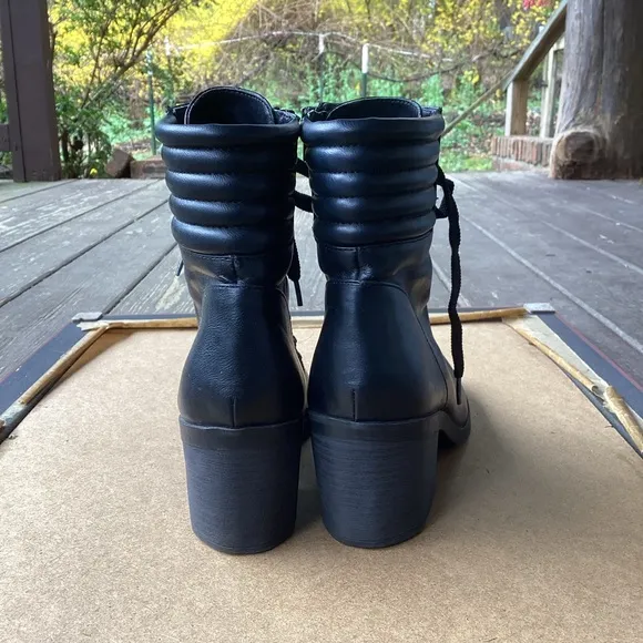 G by Guess Women's Black Lace-Up Boots with side zipper, size 8.5