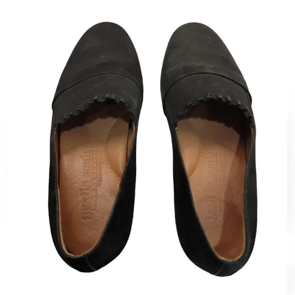 GENTLE SOULS by Kenneth Cole Suede and Leather Flats