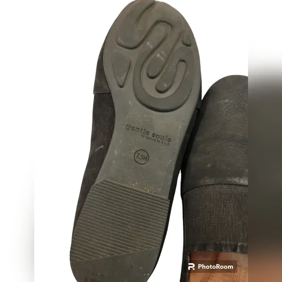 GENTLE SOULS by Kenneth Cole Suede and Leather Flats