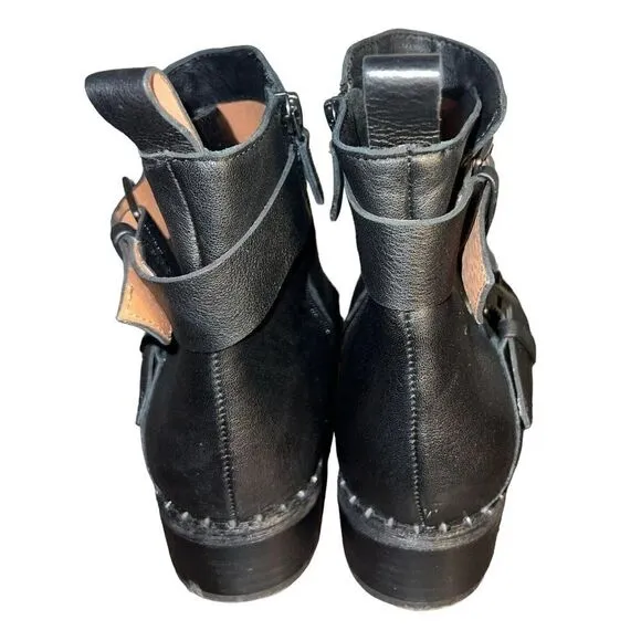 Gentle Souls by Kenneth Cole Women's Moto Black Ankle Boots | 8.5
