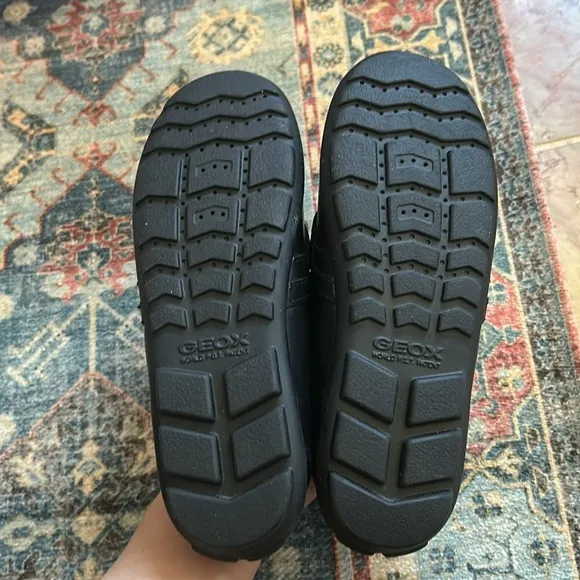 Geox Kids Fast 3 Loafers Leather Round Toe Slip On Black Size 33/US 2 Little Kid