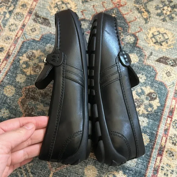 Geox Kids Fast 3 Loafers Leather Round Toe Slip On Black Size 33/US 2 Little Kid