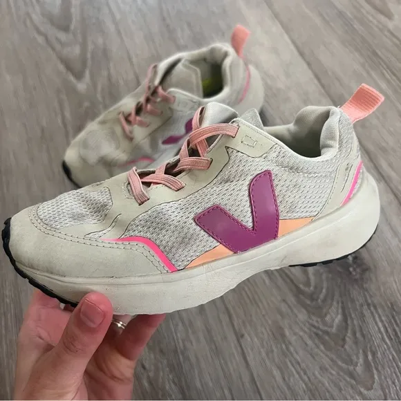 Girls Pink Veja Sneakers