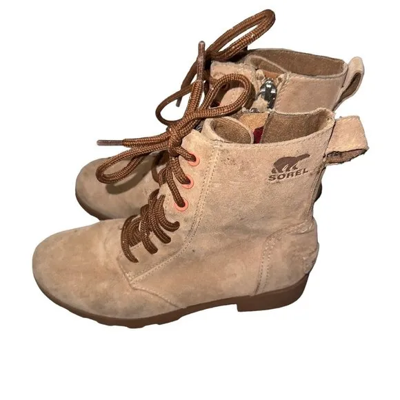 Girls Sorel Tan Suede Combat Style Boots Waterproof Tie Zip Side Size 2Y