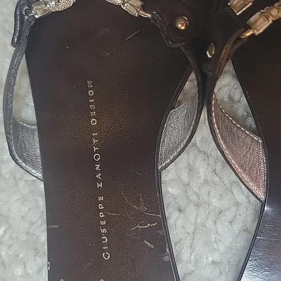 GIUSEPPE ZANOTTI Brown And  Bling Horseshoe And Turquoise Thong Slides Size 37