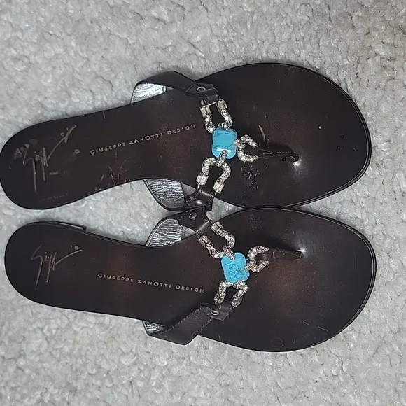GIUSEPPE ZANOTTI Brown And  Bling Horseshoe And Turquoise Thong Slides Size 37