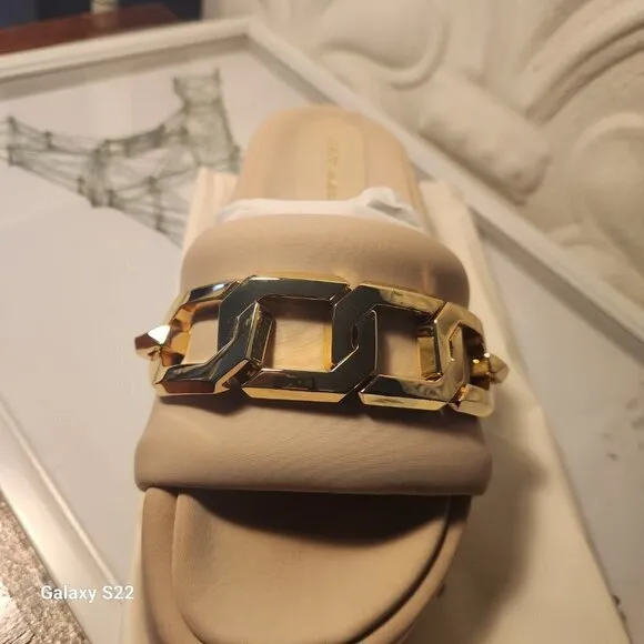 Good American Cream Platform Slides. NIB. Size 6.5