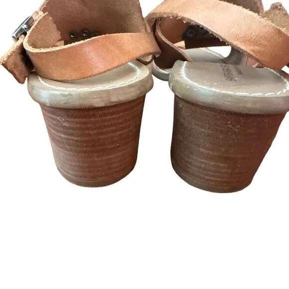 Gorgeous Barbara Bareiri leather sandals