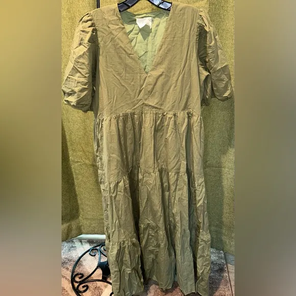 Green Tiered Penny Midi DressHYACINTH HOUSE