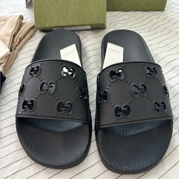 Gucci Black Rubber GG Logo Pursuit Slides Black Womens Size Us 8.5