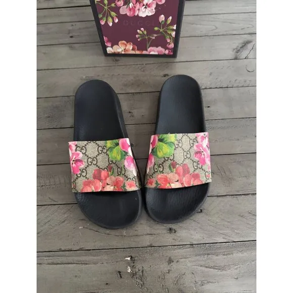 Gucci GG Blooms Supreme Floral Slide Sandals Ebony Multicolor Canvas Size 36 6